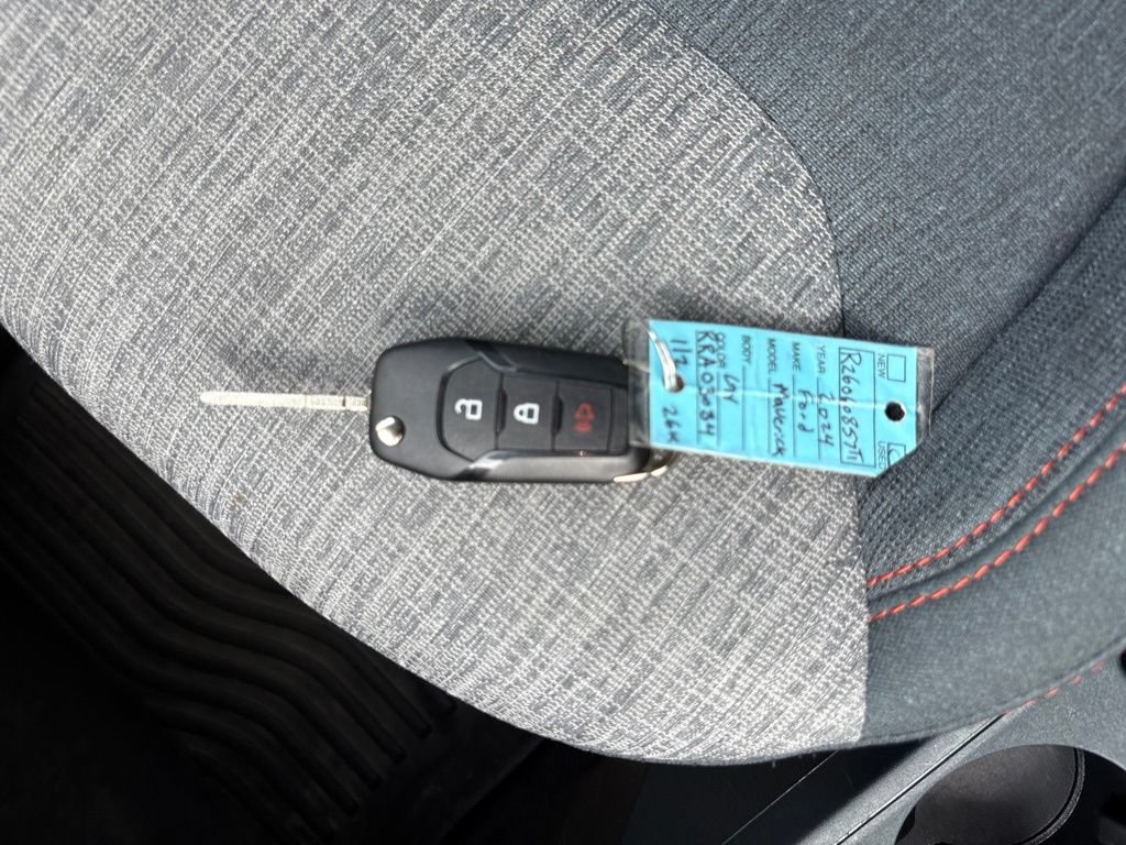 Used 2024 Ford Maverick XLT w/ Equipment Group 300A Standard AWD/4WD image 31