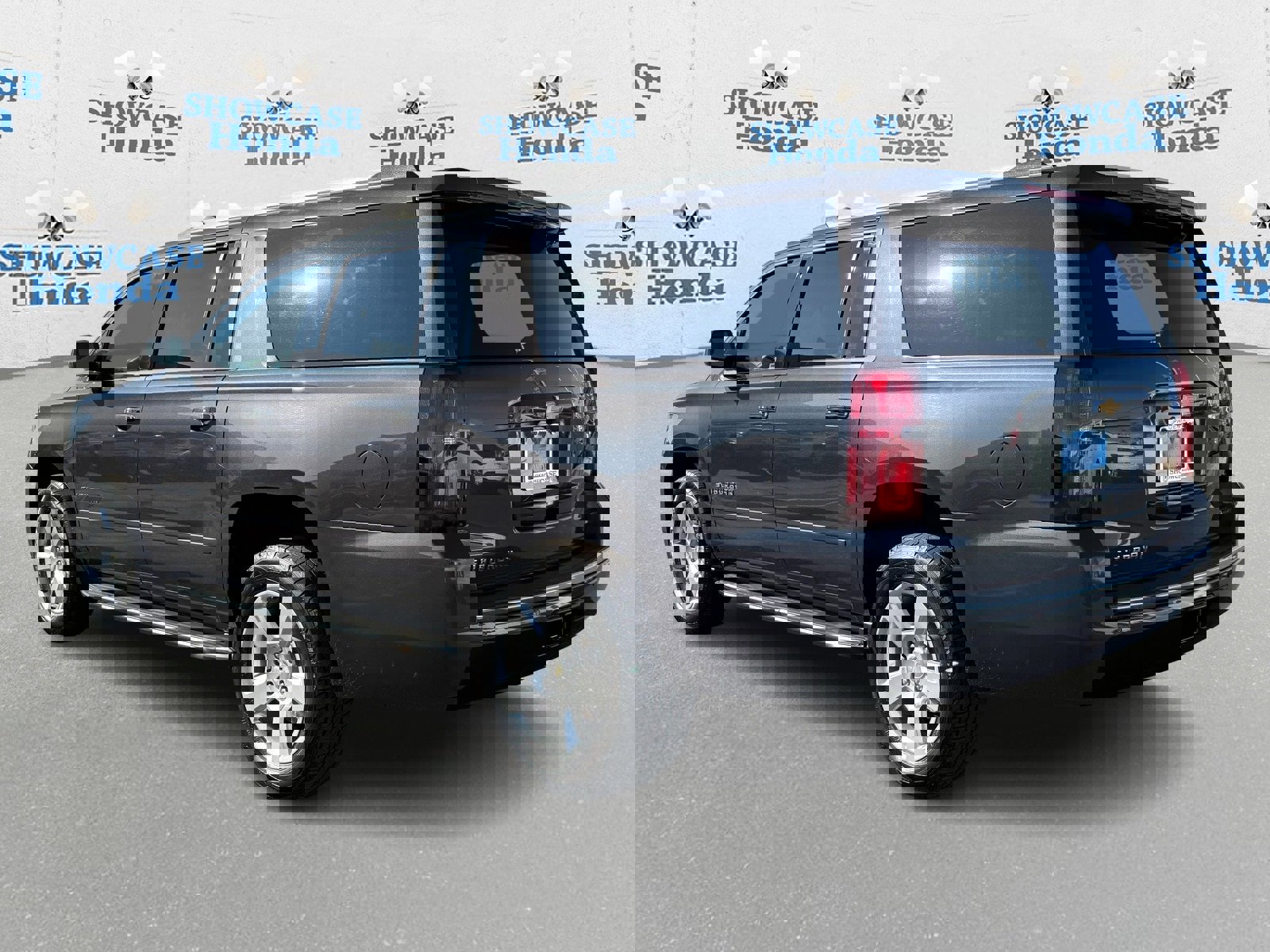 Used 2018 Chevrolet Suburban Premier image 5