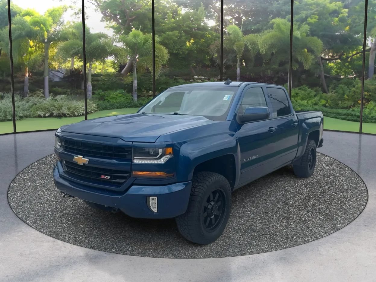Used 2018 Chevrolet Silverado 1500 LT w/ All Star Edition AWD/4WD image 1