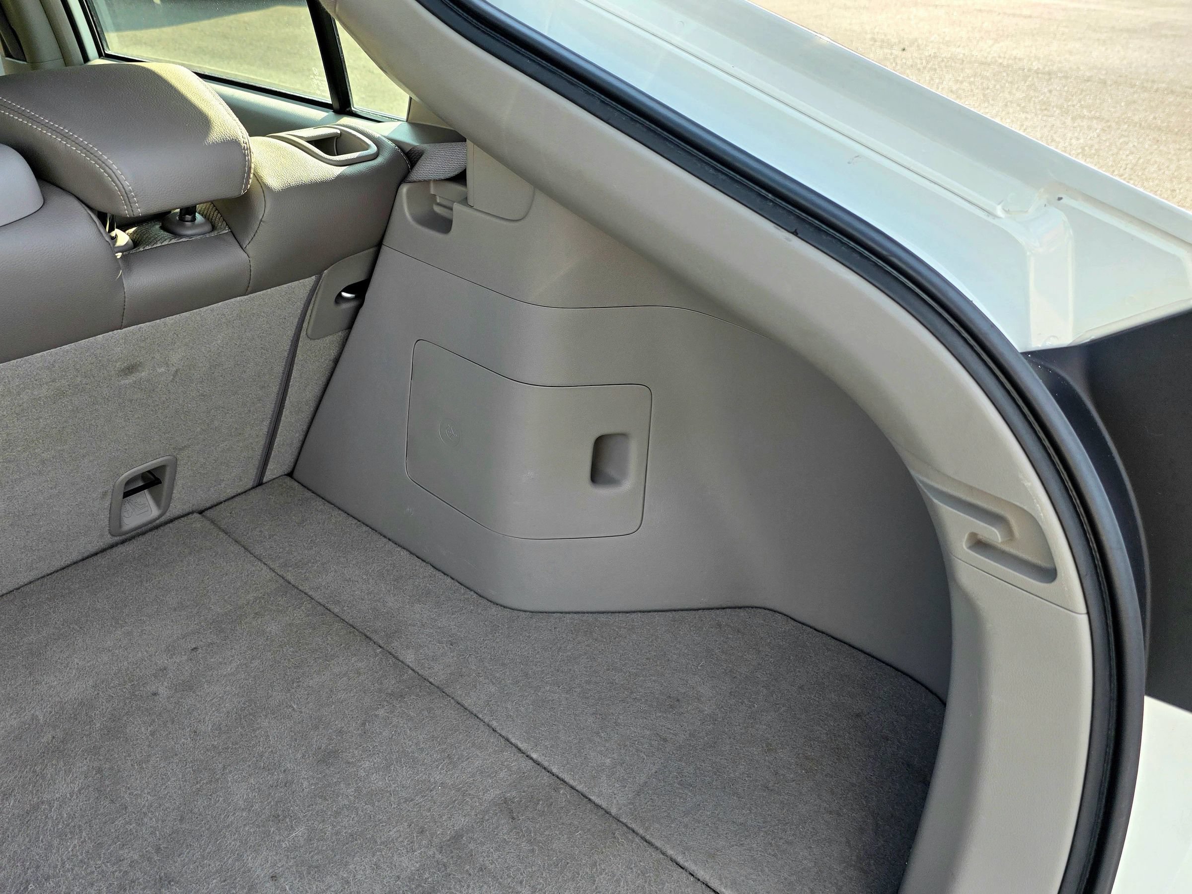 Used 2014 Honda Insight EX image 58