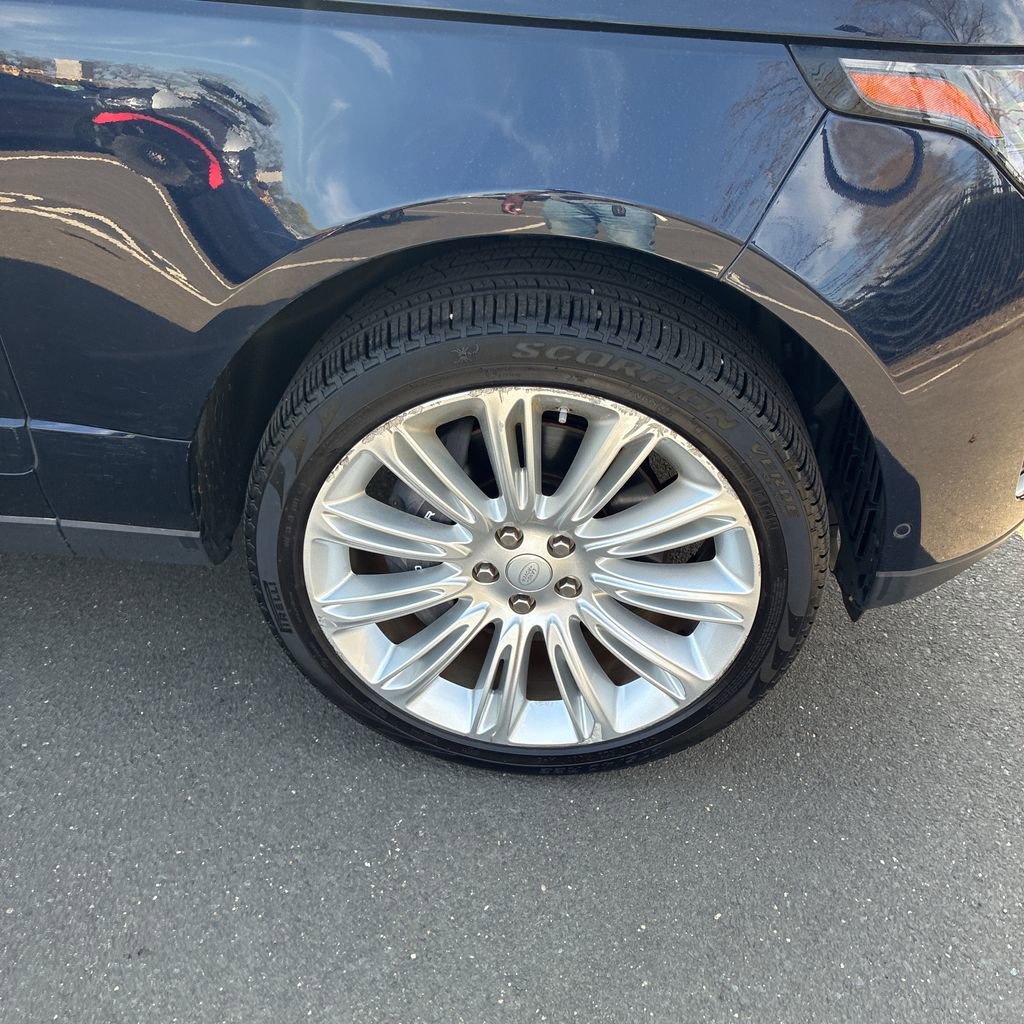 Used 2020 Land Rover Range Rover HSE AWD/4WD image 23