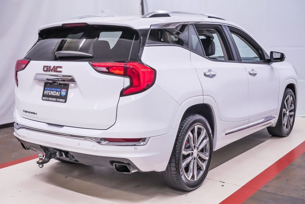 Used 2018 GMC Terrain Denali w/ Advanced Safety Package image 6