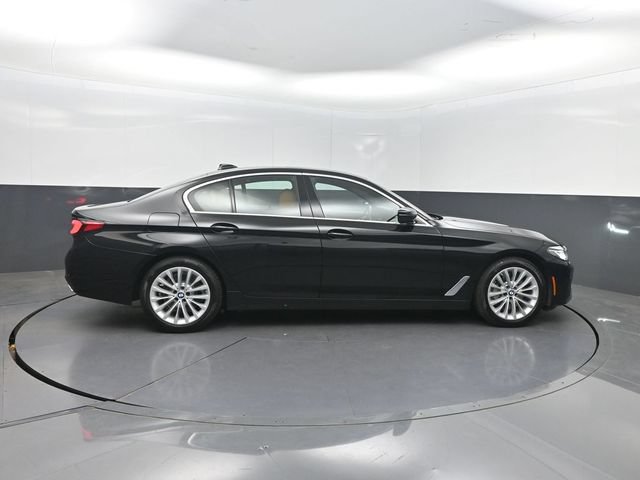 Used 2022 BMW 530i w/ M Sport Package RWD image 32