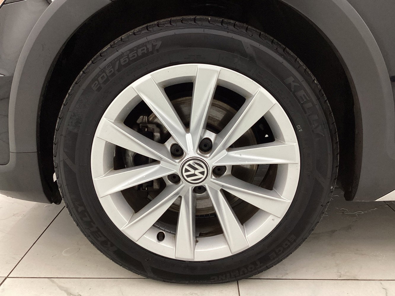 Used 2017 Volkswagen Golf Alltrack S image 43