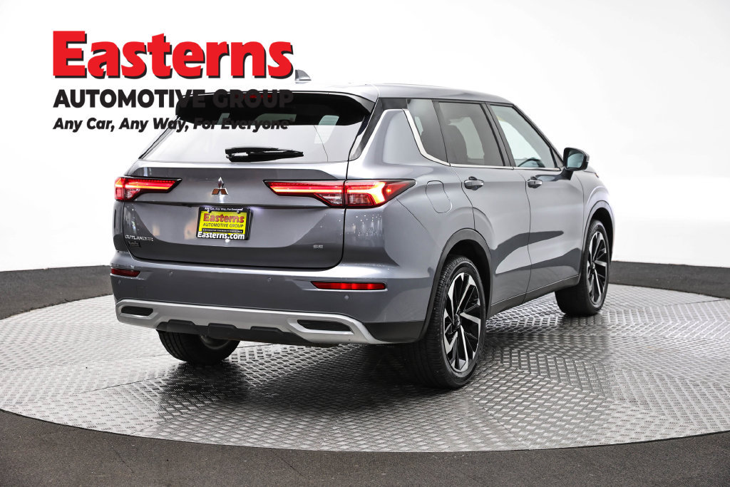 Used 2024 Mitsubishi Outlander SE FWD image 7