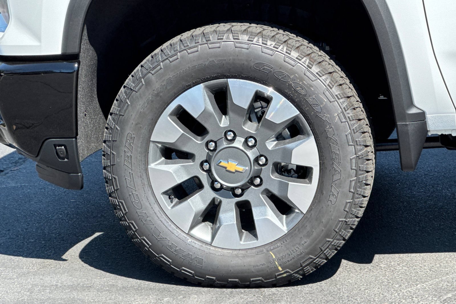 New 2026 Chevrolet Silverado 2500 Custom w/ Custom Value Package AWD/4WD image 23