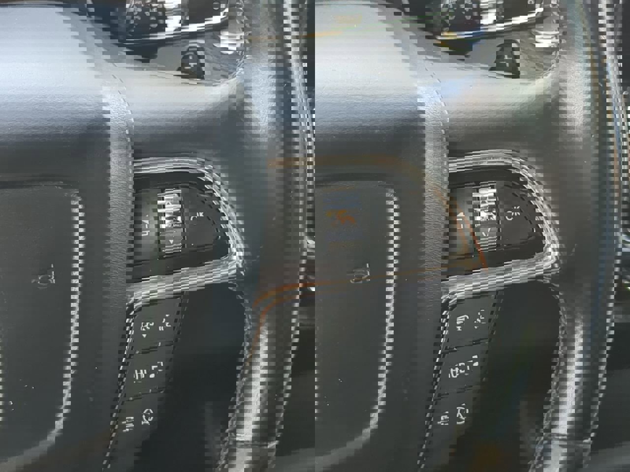 Used 2023 Lincoln Navigator Reserve image 28