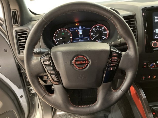 Used 2023 Nissan Frontier PRO-4X w/ Pro Convenience Package image 12