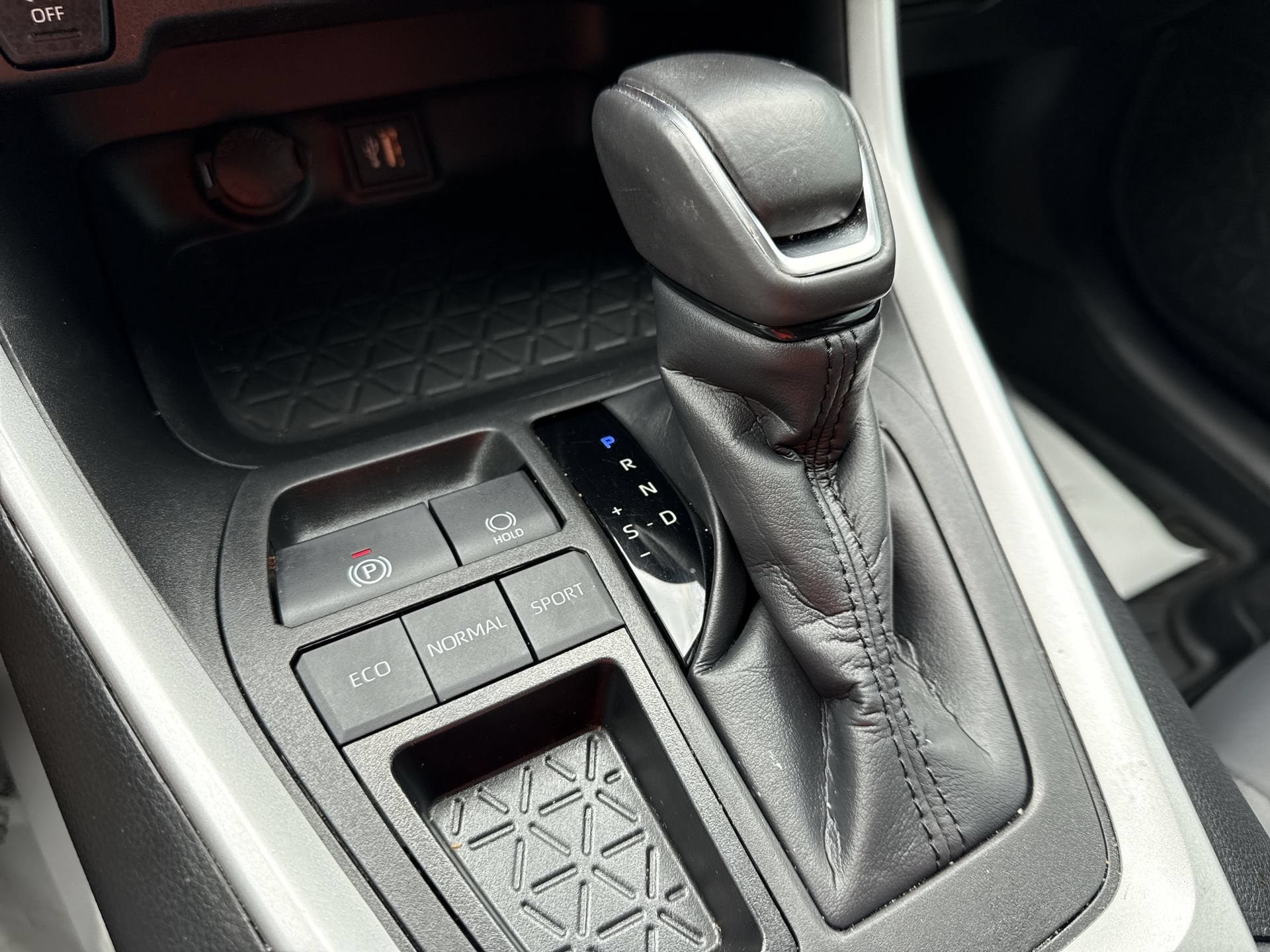 Certified 2023 Toyota RAV4 XLE Premium FWD image 22