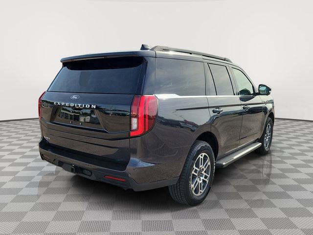 New 2026 Ford Expedition Active RWD image 5
