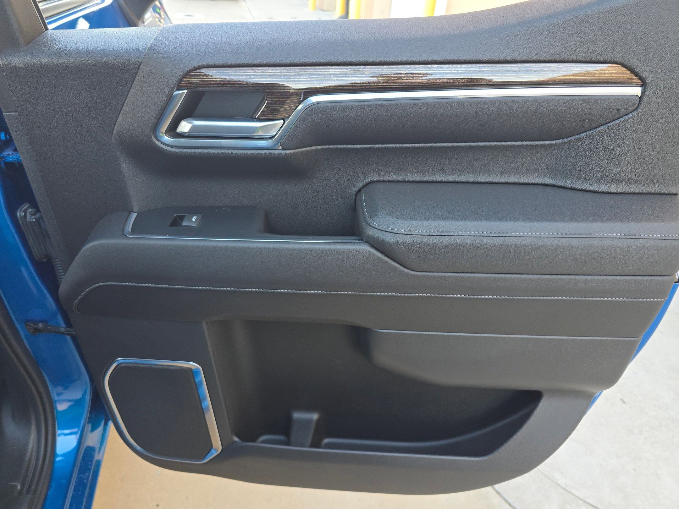 Used 2022 GMC Sierra 1500 Elevation w/ X31 Off-Road Package image 27