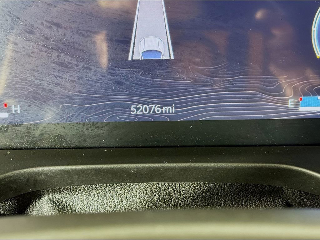 Used 2023 Jeep Grand Cherokee L Laredo image 31