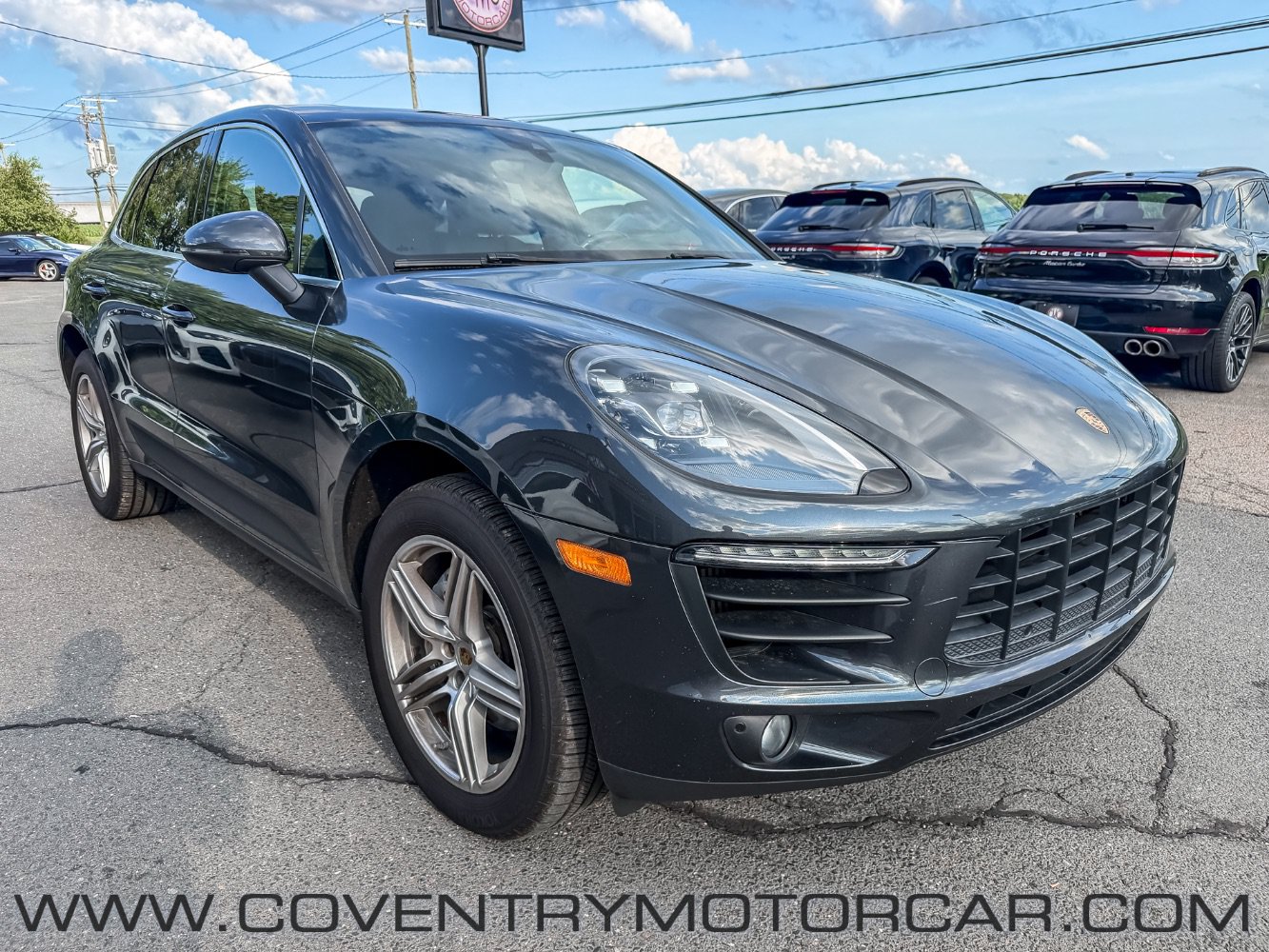 Used 2017 Porsche Macan S AWD/4WD image 4