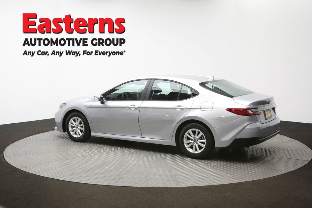 Used 2025 Toyota Camry LE image 63