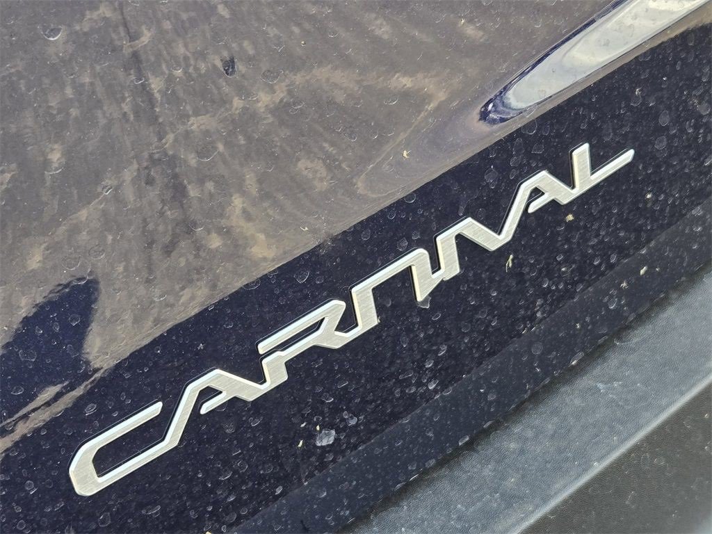 New 2026 Kia Carnival EX image 8