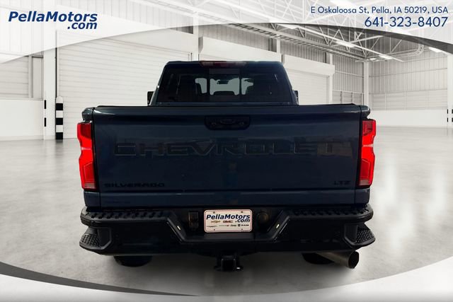 Used 2025 Chevrolet Silverado 2500 LTZ w/ LTZ Plus Package image 4