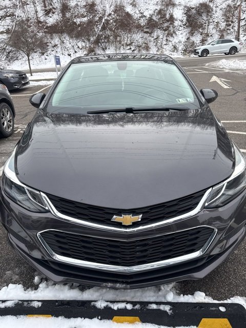 Used 2017 Chevrolet Cruze LT image 4