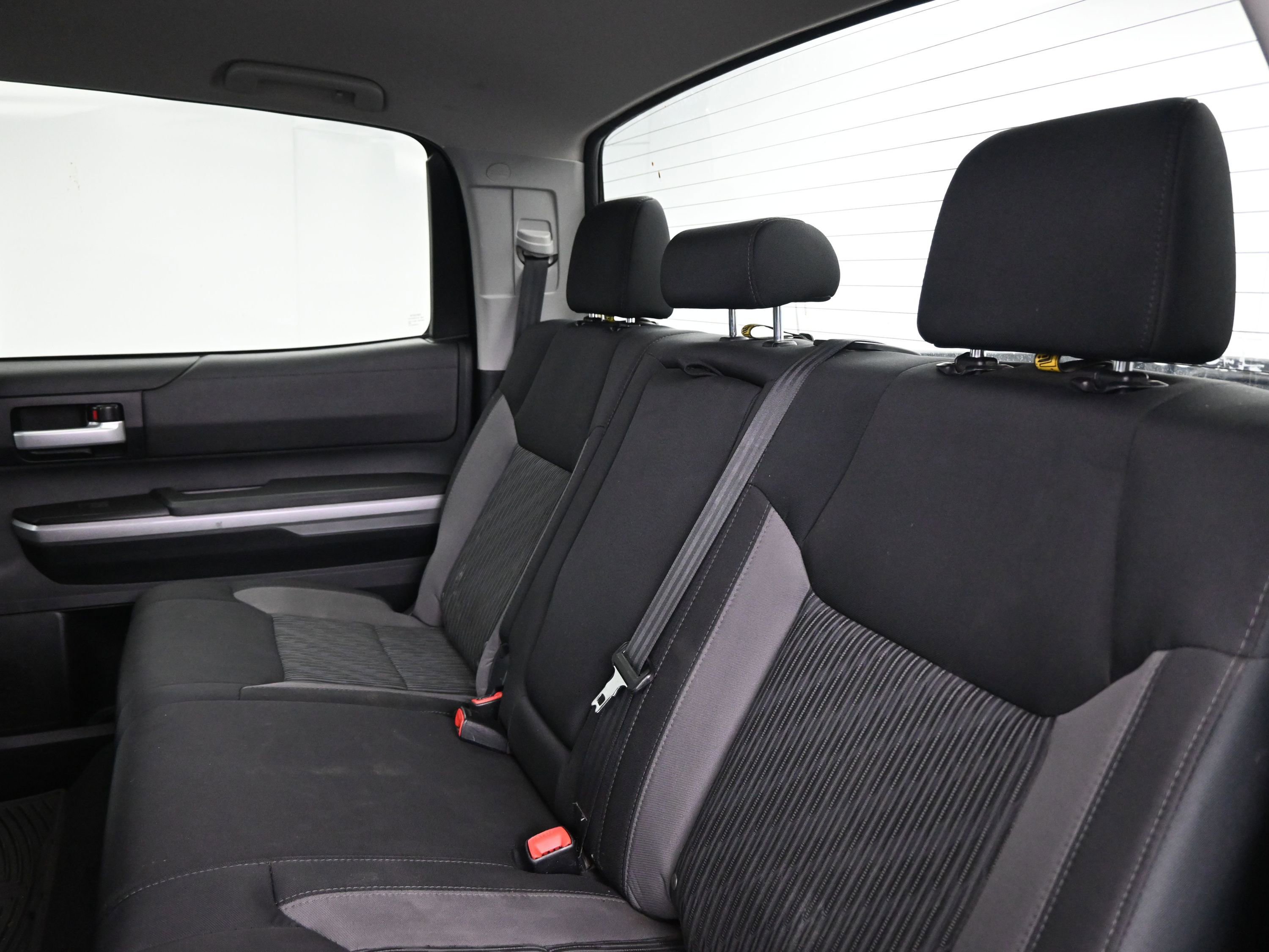 Used 2017 Toyota Tundra SR5 image 19