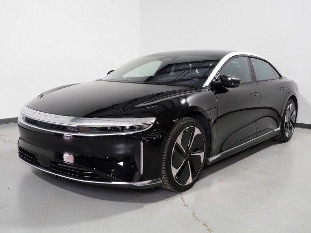 Used 2025 Lucid Air Touring image 10