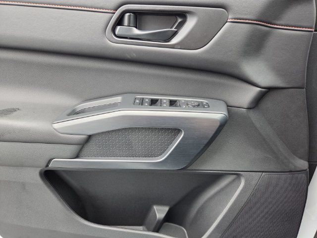 New 2026 Nissan Pathfinder Rock Creek AWD/4WD image 23