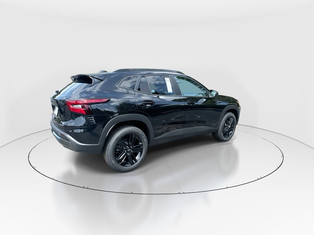 New 2026 Chevrolet Trax ACTIV FWD image 8