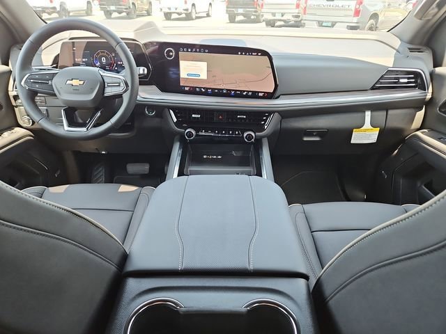 New 2025 Chevrolet Suburban Premier image 19