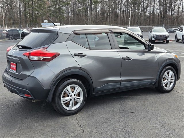 Certified 2020 Nissan Kicks S image 3