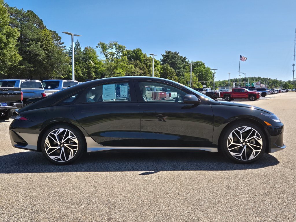 Used 2023 Hyundai Ioniq 6 SEL AWD/4WD image 7