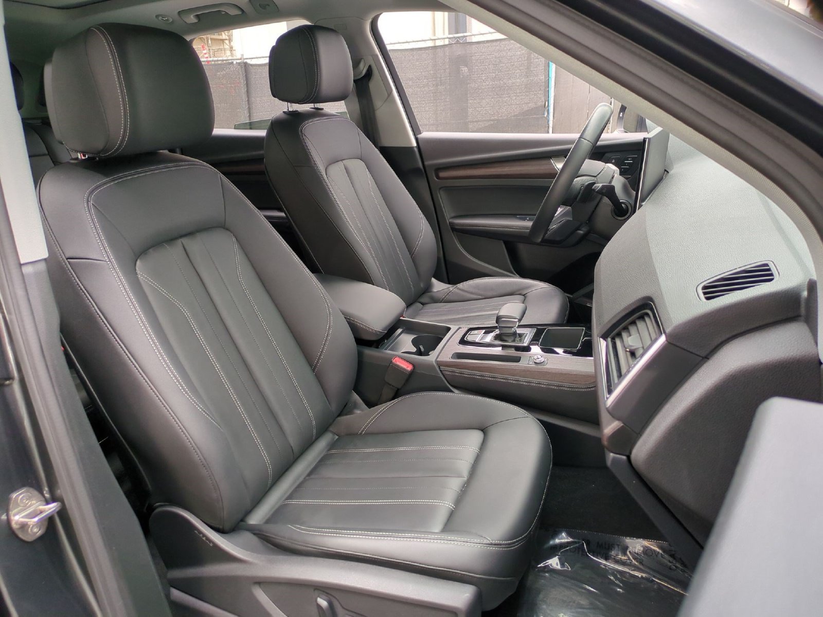 Used 2023 Audi Q5 2.0T Premium Plus w/ Premium Plus Package AWD/4WD image 28