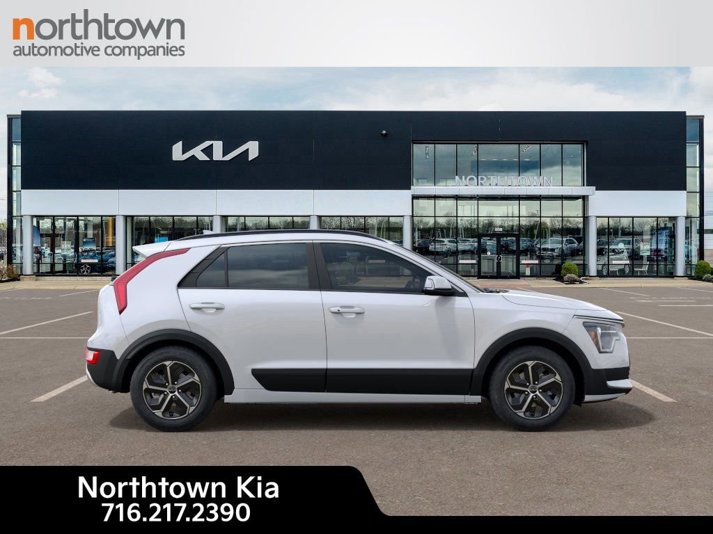 New 2025 Kia Niro EX image 8