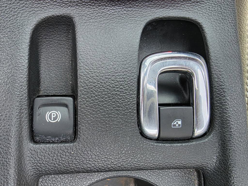 Used 2016 Buick Cascada Premium FWD image 30