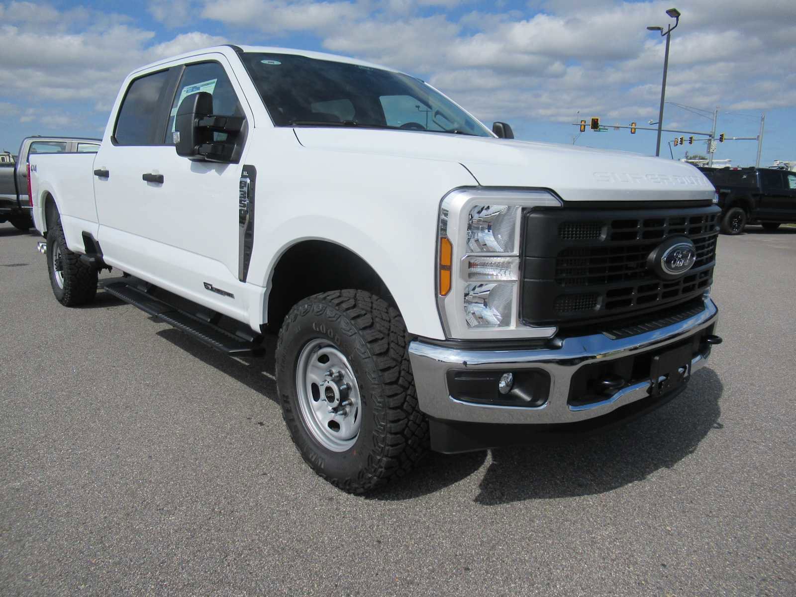 New 2026 Ford F350 XL w/ XL Off-Road Package image 3