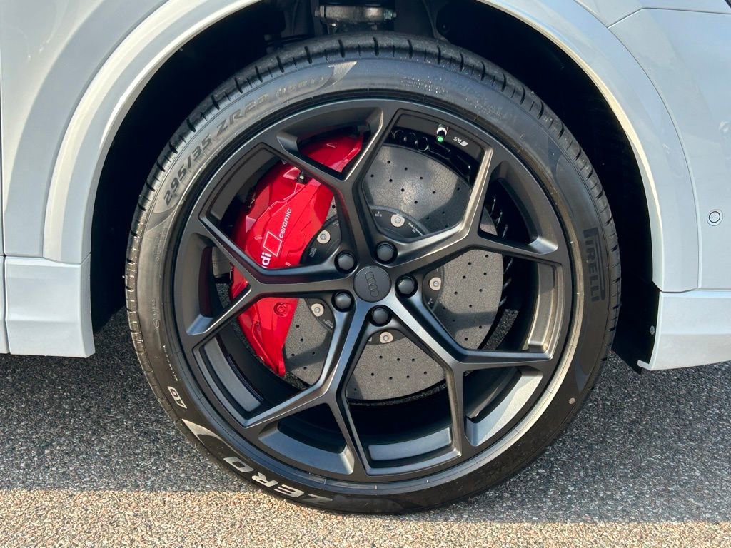 New 2026 Audi RS Q8 performance image 51