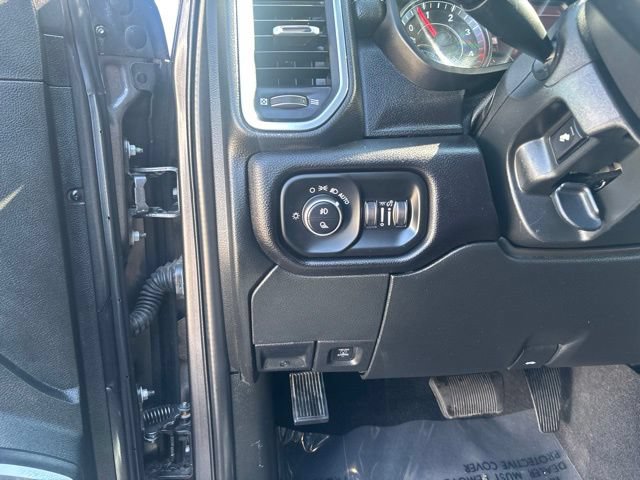 Used 2021 RAM 2500 Laramie w/ Night Edition AWD/4WD image 14