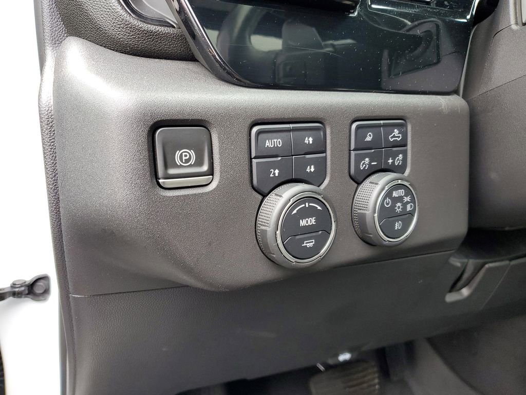 Used 2022 Chevrolet Silverado 1500 ZR2 image 10