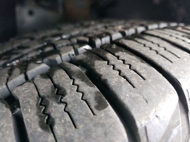 Used 2018 Ford Explorer Platinum image 33