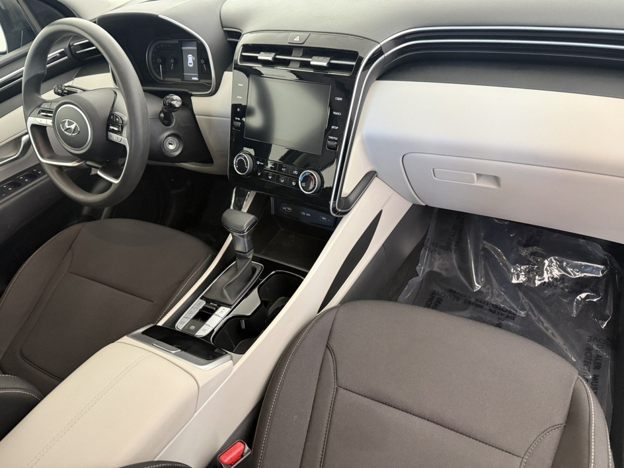 Used 2024 Hyundai Tucson SE AWD/4WD image 11