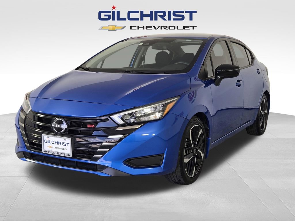 Used 2023 Nissan Versa SR w/ Trunk Package image 4