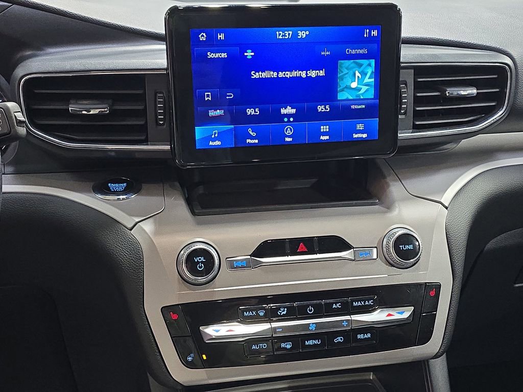 Used 2023 Ford Explorer XLT w/ Equipment Group 202A image 23