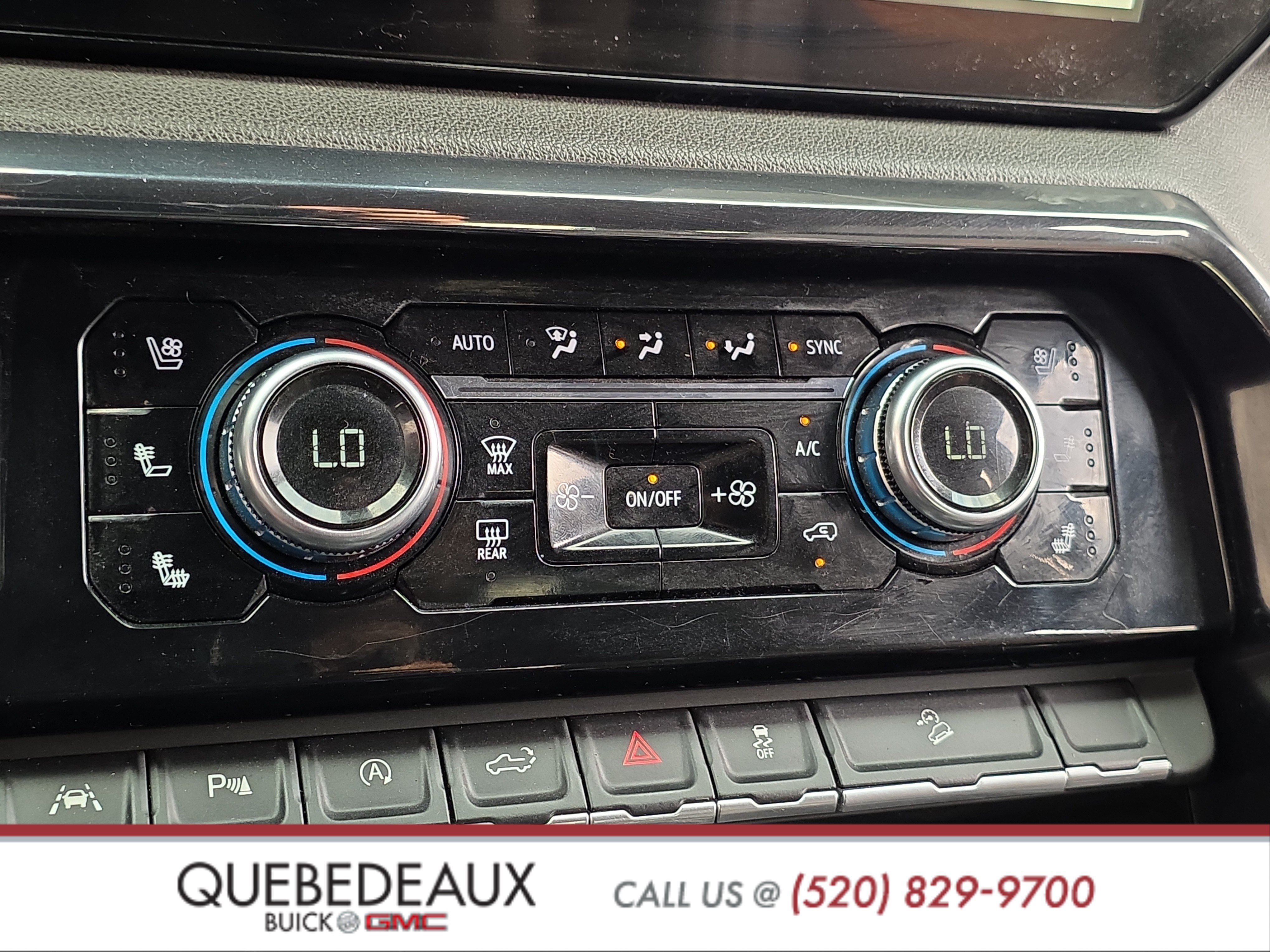 Used 2023 GMC Sierra 1500 AT4 w/ Technology Package AWD/4WD image 18