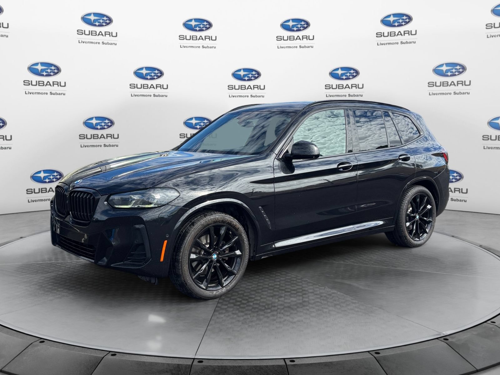 Used 2023 BMW X3 xDrive30i w/ M Sport Package AWD/4WD image 2