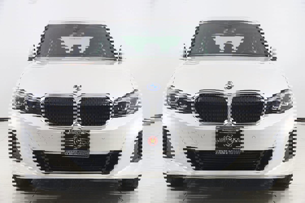 Used 2023 BMW 330e xDrive w/ Premium Package image 59