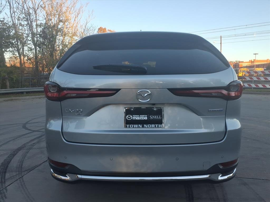 Used 2024 MAZDA CX-90 Plug-In Hybrid w/ Premium Plus image 4