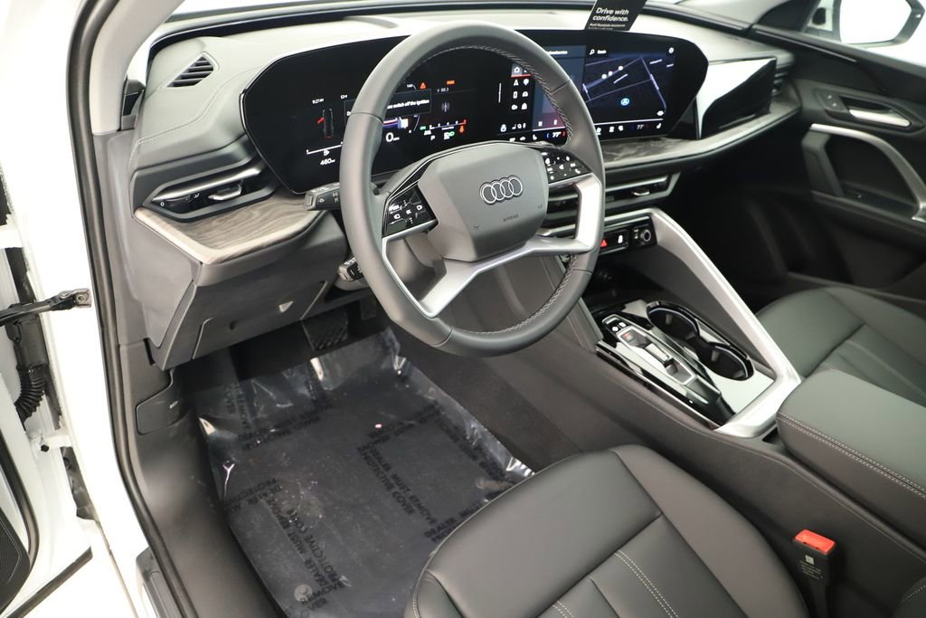 New 2025 Audi Q5 Premium image 15