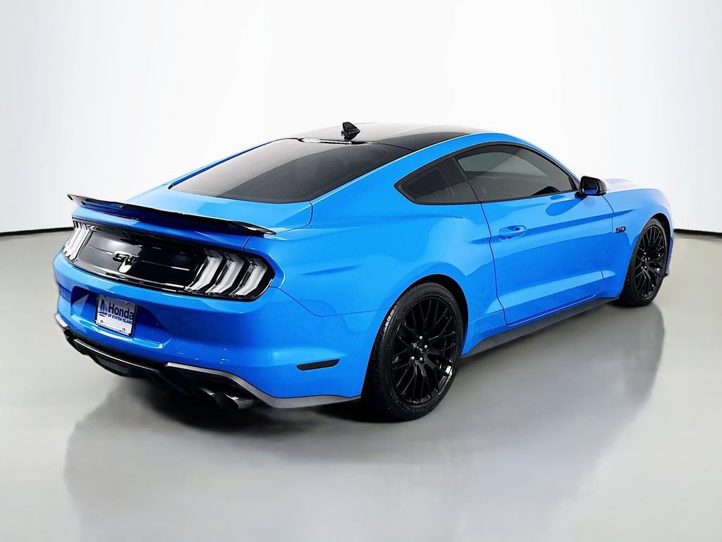 Used 2022 Ford Mustang GT Premium w/ Equipment Group 401A RWD image 7