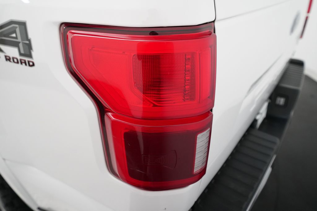 Used 2018 Ford F150 Lariat w/ Equipment Group 502A Luxury image 31