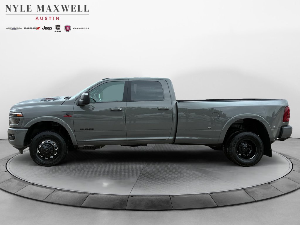 New 2027 RAM 3500 Laramie AWD/4WD image 13