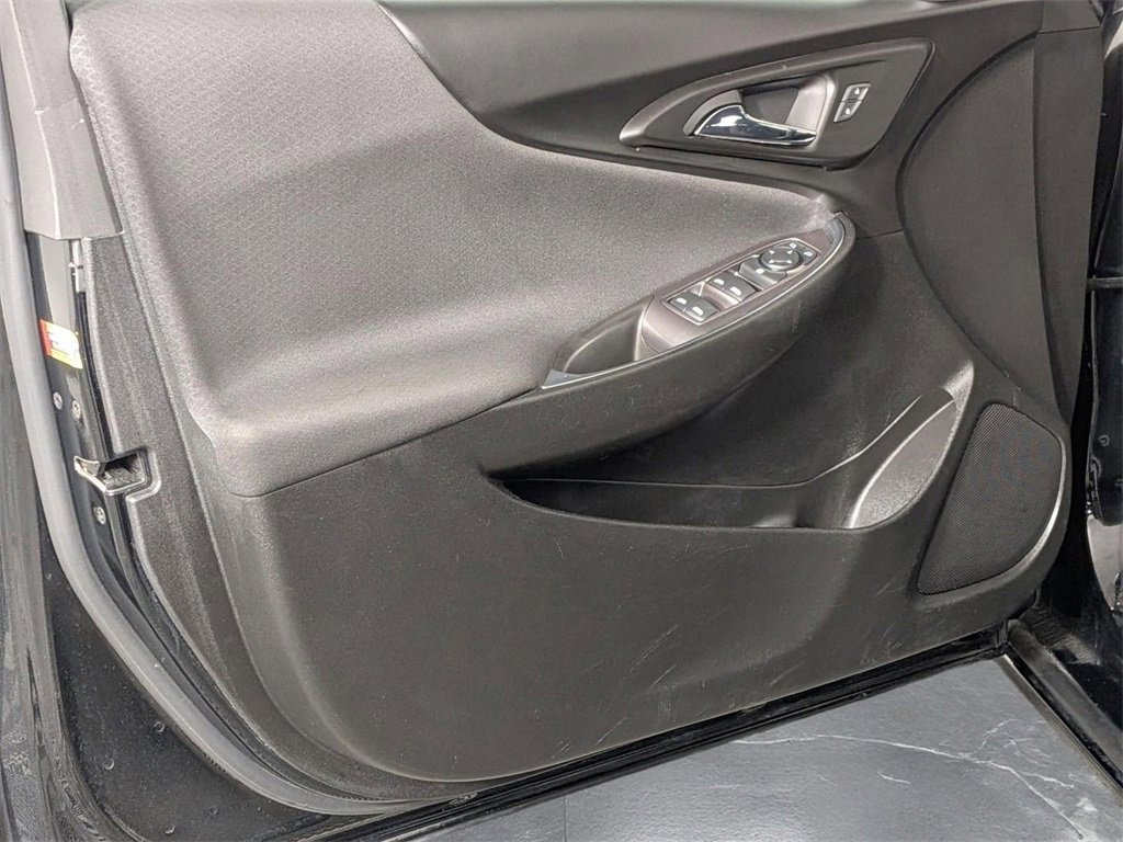 Used 2019 Chevrolet Malibu LT image 15