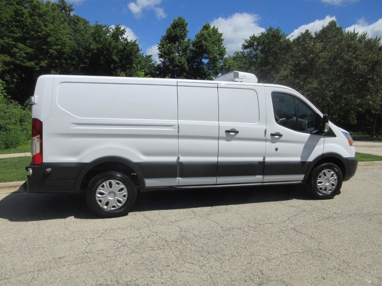 Used 2017 Ford Transit 250 148 Low Roof w/ Interior Upgrade Package RWD image 8