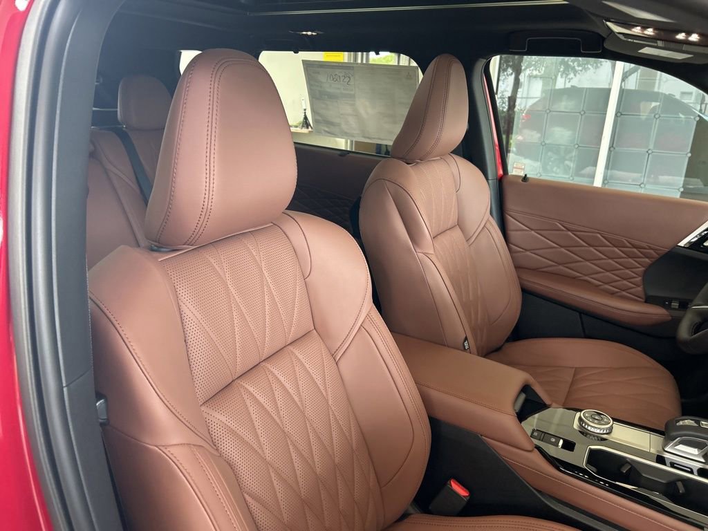New 2025 Mitsubishi Outlander SEL image 21